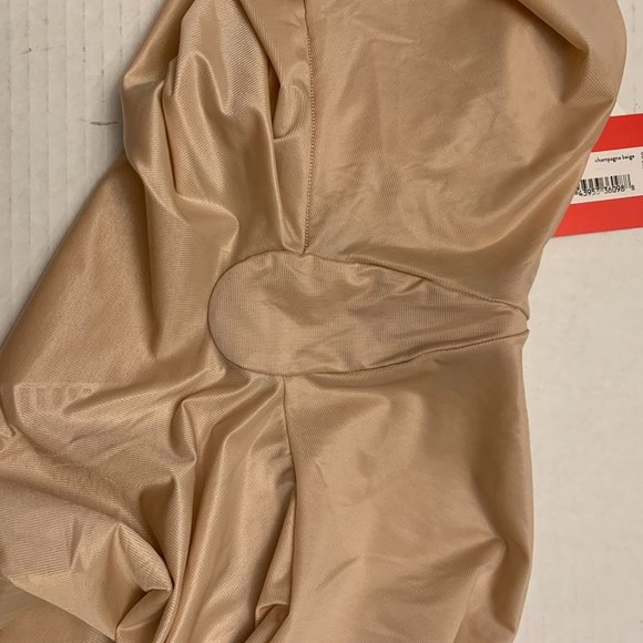 NWT Spanx Thinstincts® 2.0 Mid-Thigh Short Size Small Nude NEW - Picture 9 of 10